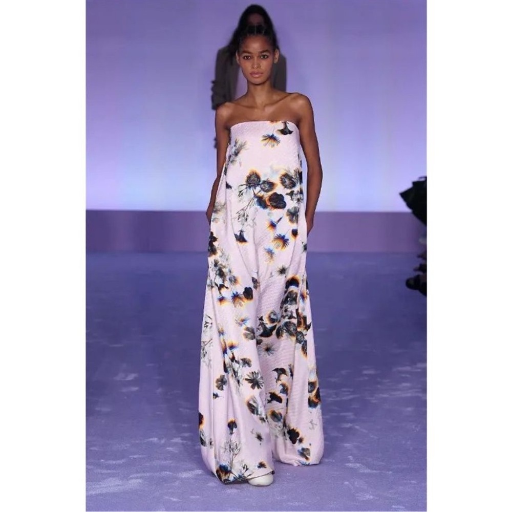 Brandon Maxwell Serena Strapless Blur Floral-Print Logo Jacquard Gown